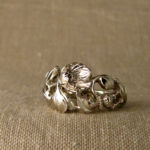 18K carved poppy wedding band