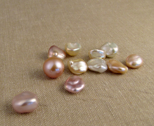 Chinese freshwater keshi and round pearl