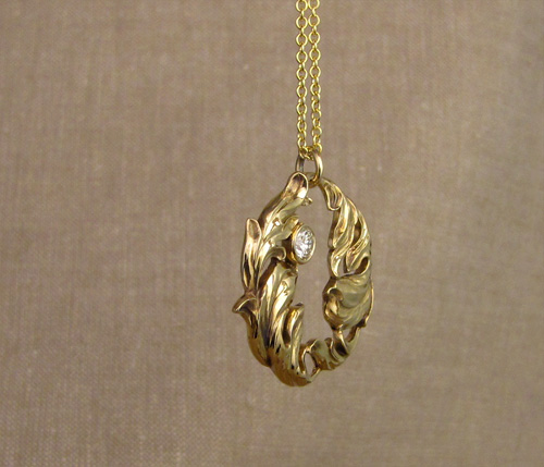 18K hand-carved Rococo Leaves Pendant with diamond, 18K