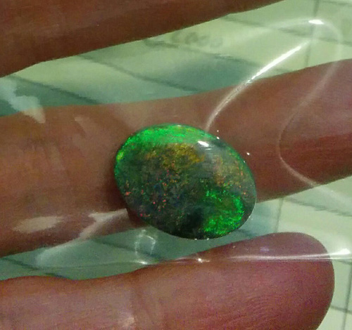 Lighning Ridge black opal