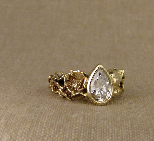 Pear diamond solitaire: Hand-carved poppy & fritillaria flowers