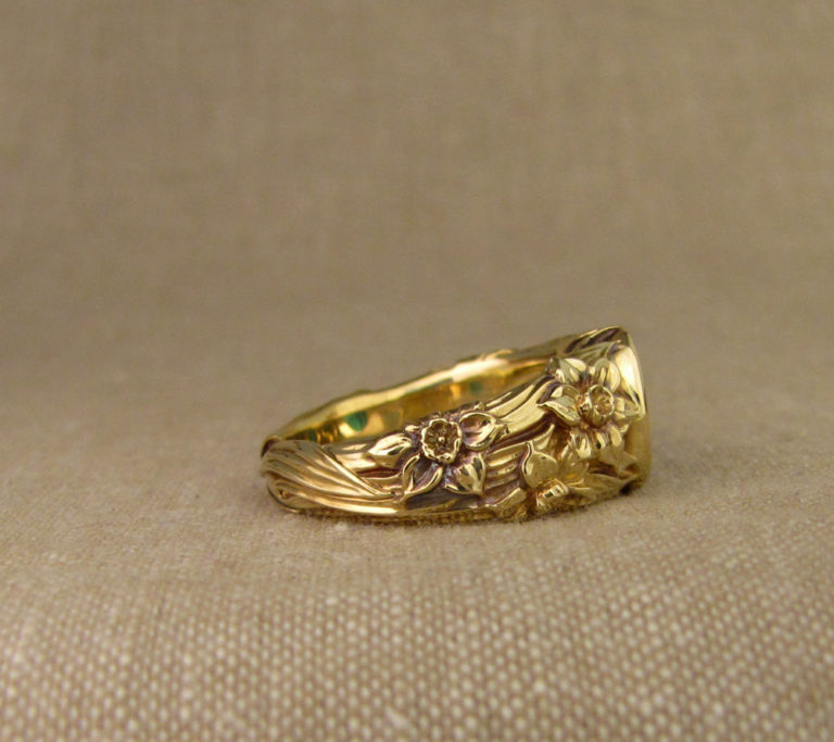 emerald + daffodils ring Gin and Butterflies