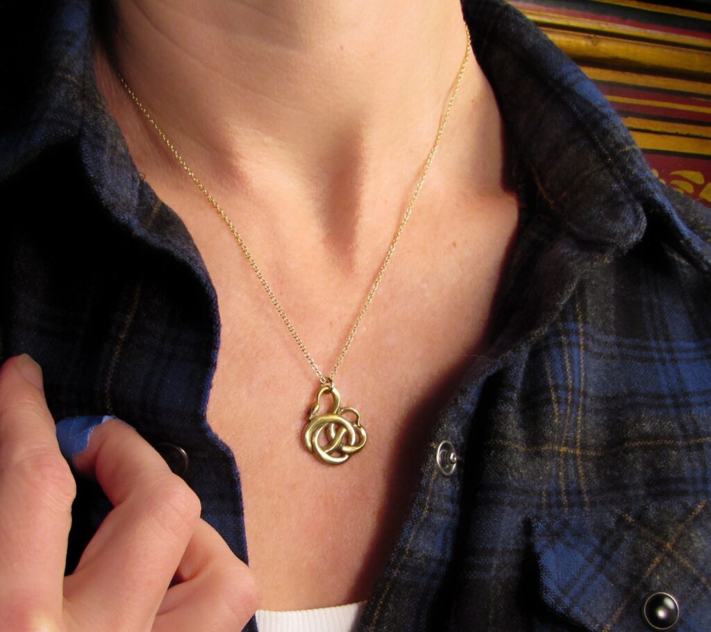 Curling Snake pendant, 18K gold, cheyenne weil jewelry