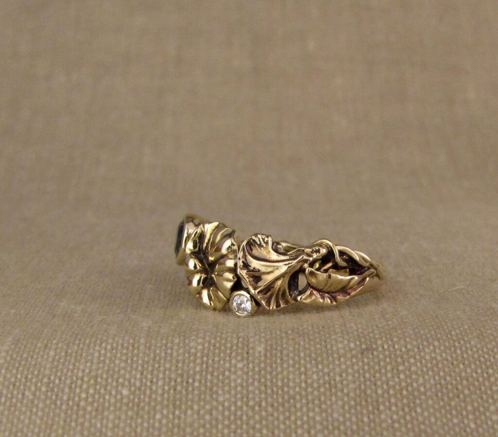 Morning Glory Ring with green sapphire and diamond, 14K yellow gold, Cheyenne Weil