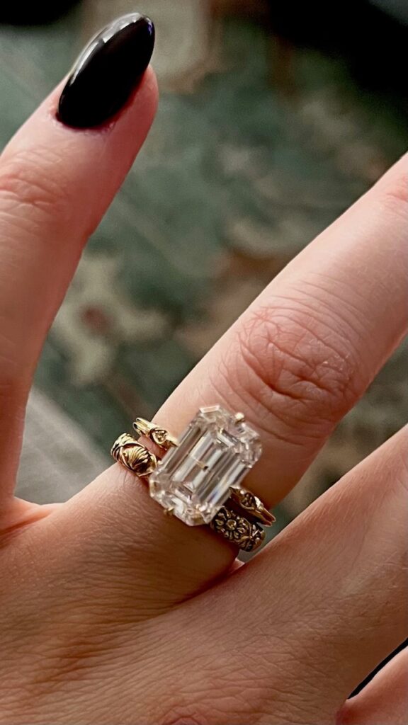 Custom designed & hand-carved Azulejos Storybook Band in 14K gold. cheyenne weil