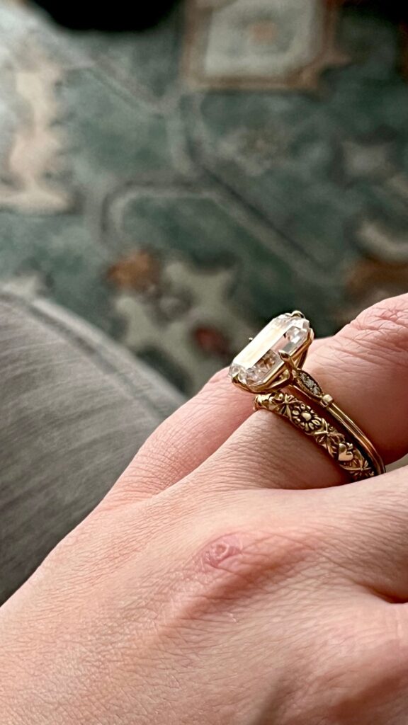 Custom designed & hand-carved Azulejos Storybook Band in 14K gold. cheyenne weil